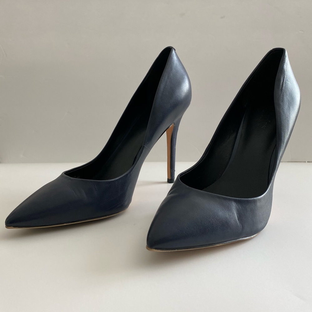 Charles By Charles David Size 9.5 Navy - image 2